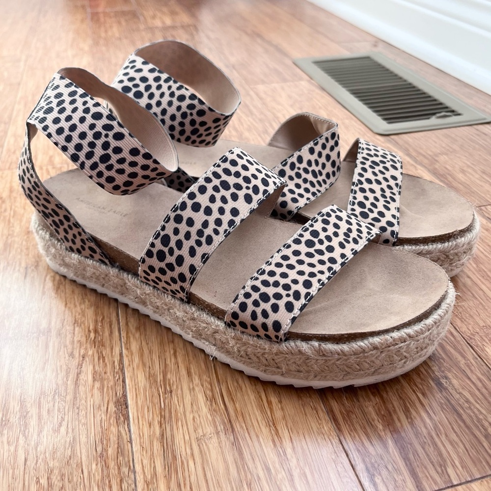 American Eagle leopard/cheetah platform espadrilles size 9